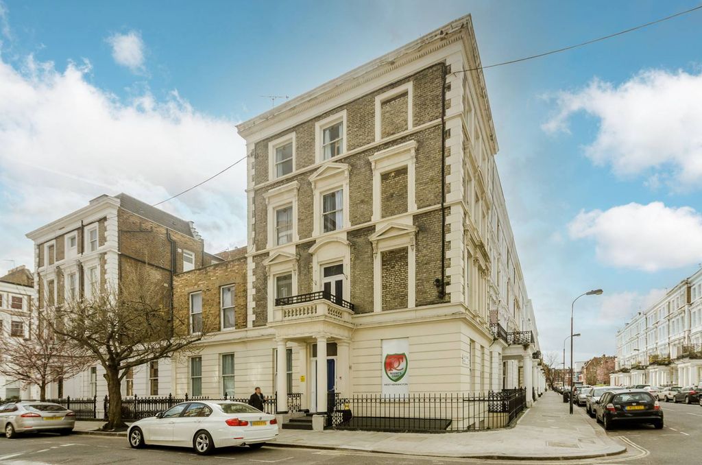 Property photo 3 of 3