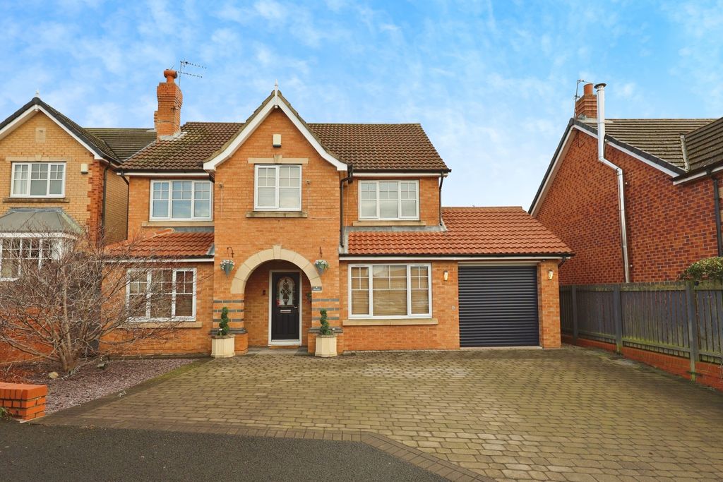 Property photo 1 of 24 Pbox-Img.Jpg