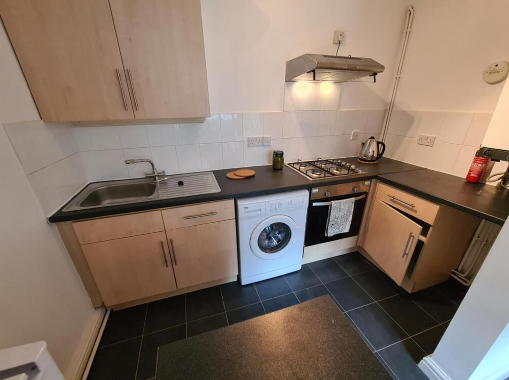 Property photo 2 of 5