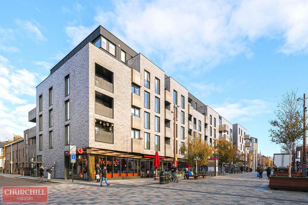 Property photo 1 of 20