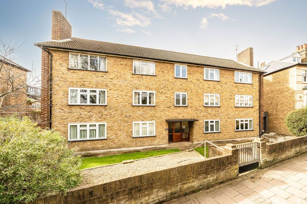 Property photo 1 of 6