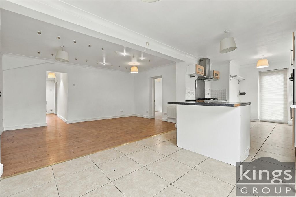 Property photo 3 of 35 014_Img_9372.Jpg