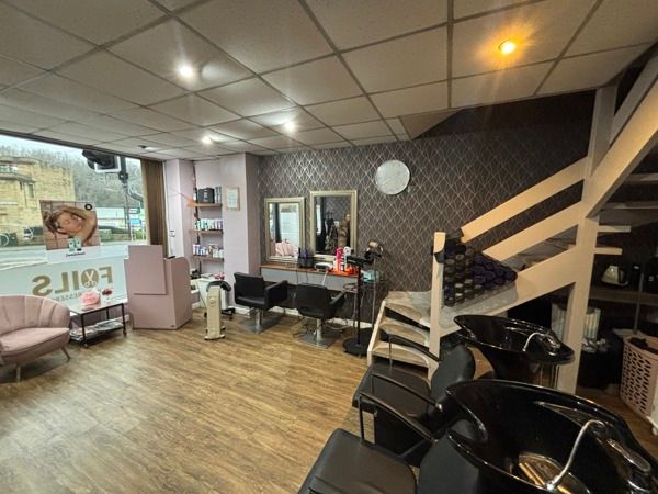 Property photo 3 of 7 Photo 2