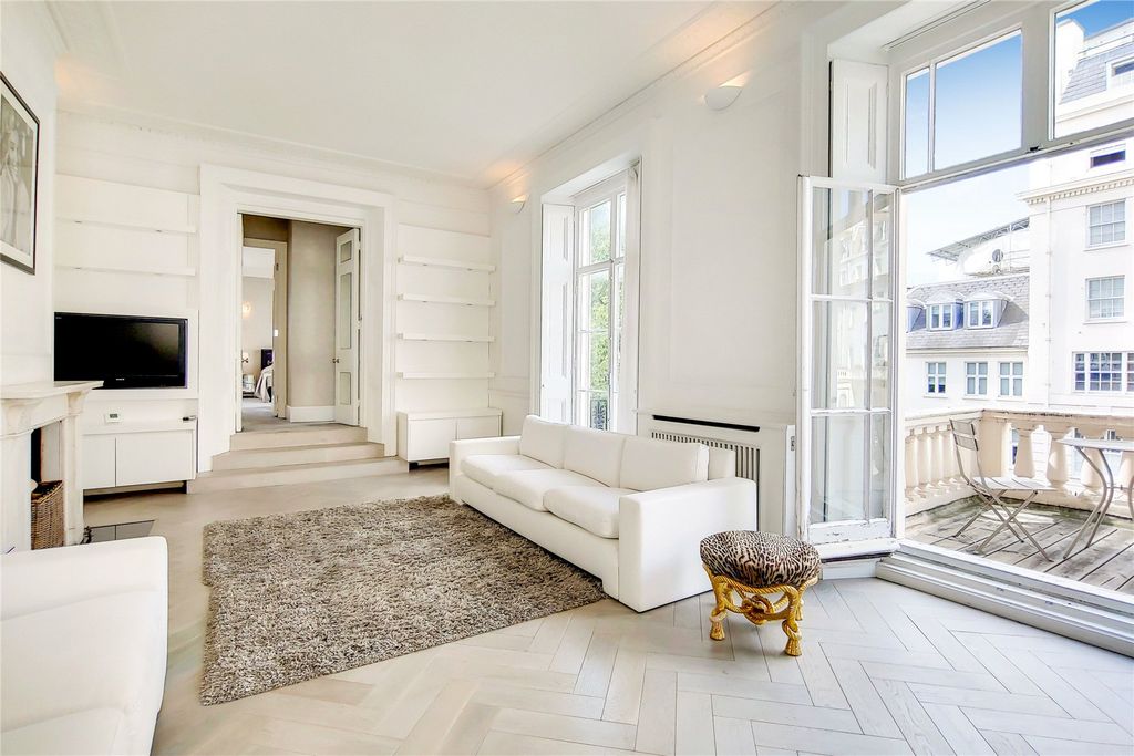 Property photo 2 of 15 Picture No. 07