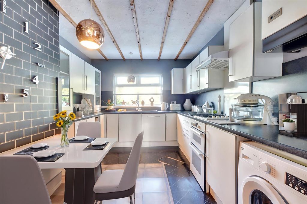 Property photo 2 of 28 Kitche_Virtual.Jpg