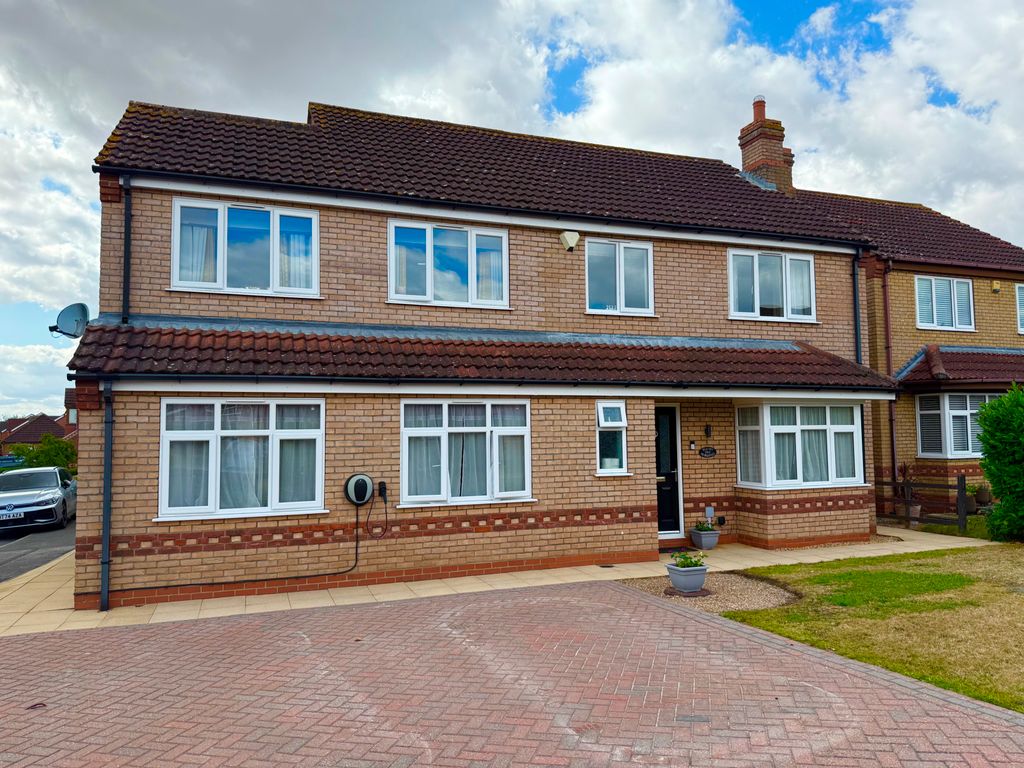 Property photo 1 of 22