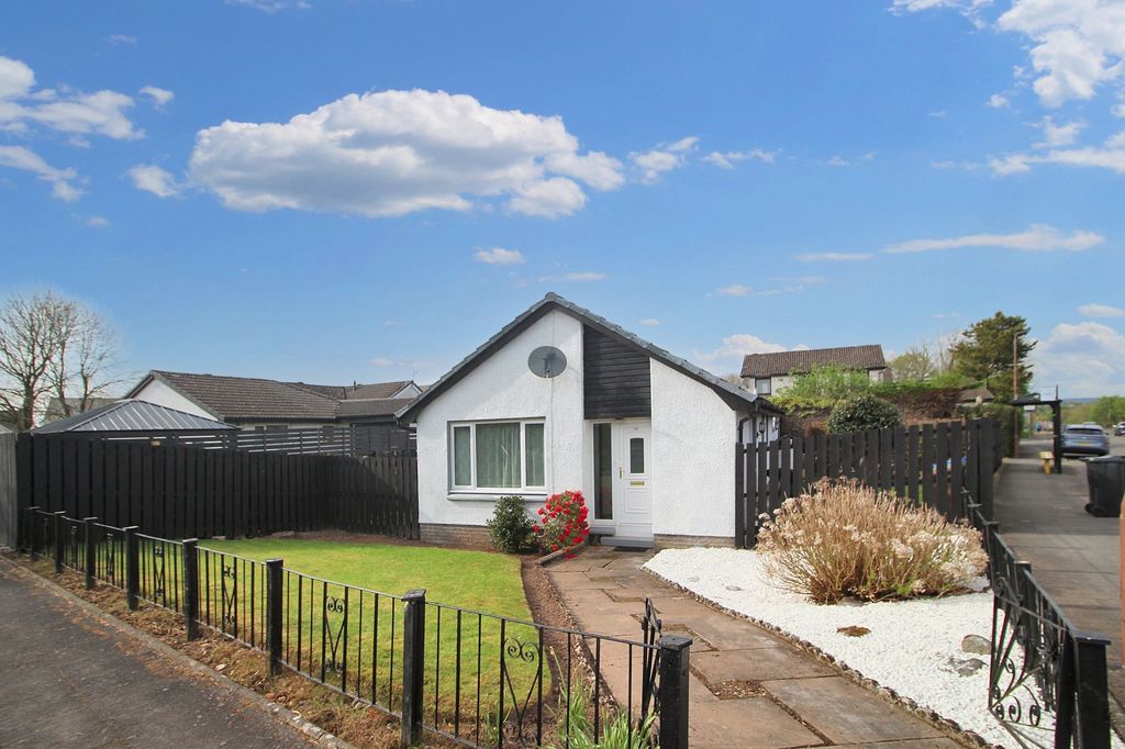 Property photo 1 of 20 External