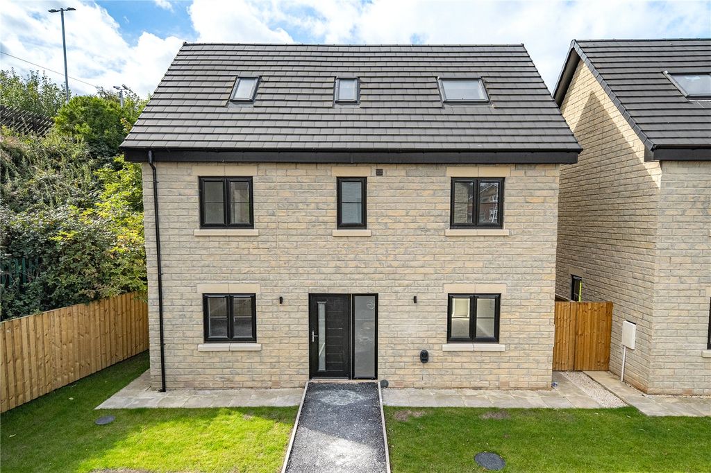 Property photo 1 of 24 Picture No. 34