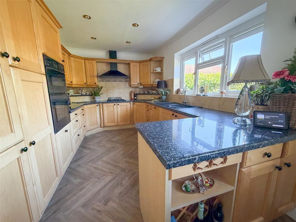 Property photo 2 of 28 Kitchen Area View