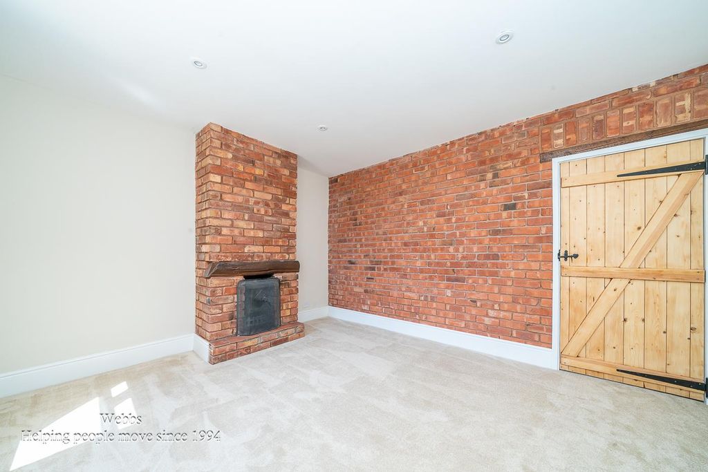 Property photo 3 of 31 Webbs-1.Jpg