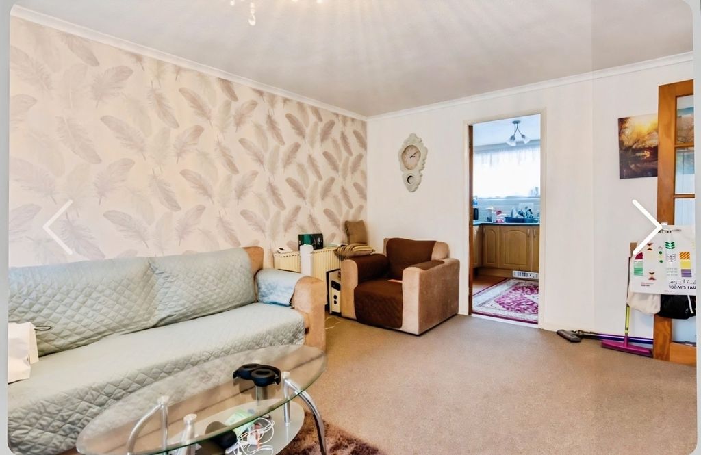Property photo 2 of 10 Pbox-Img.Jpg