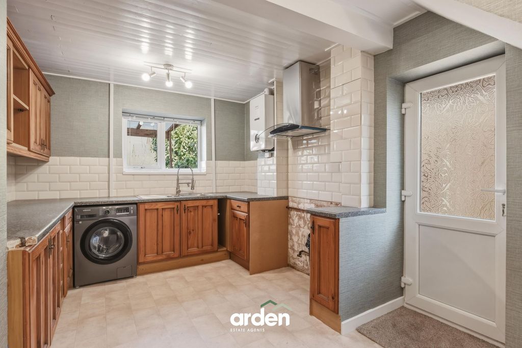 Property photo 2 of 13