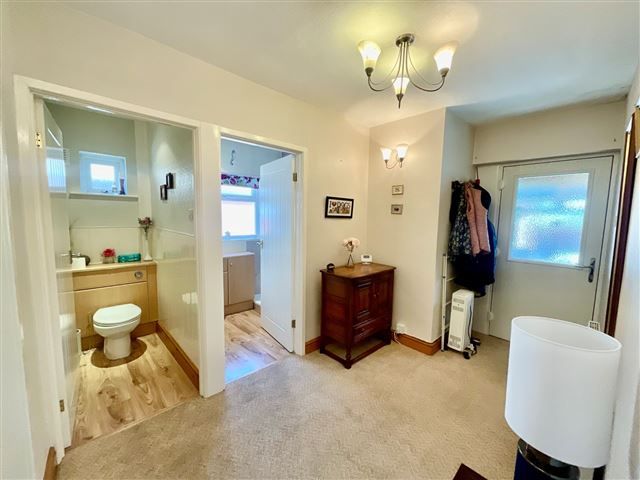 Property photo 3 of 21 Hallway