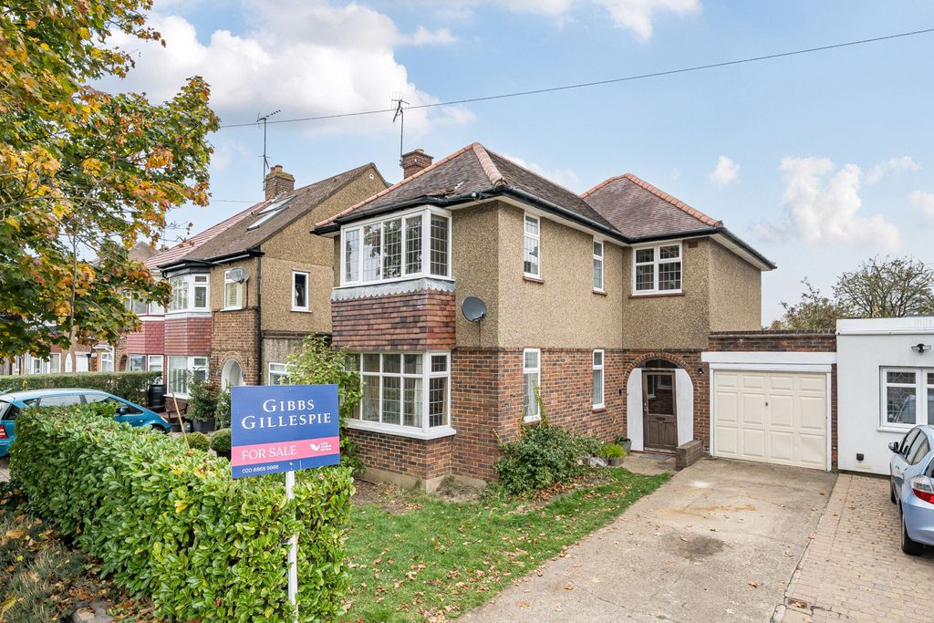 Property photo 1 of 20 1359223-2-68ee648...