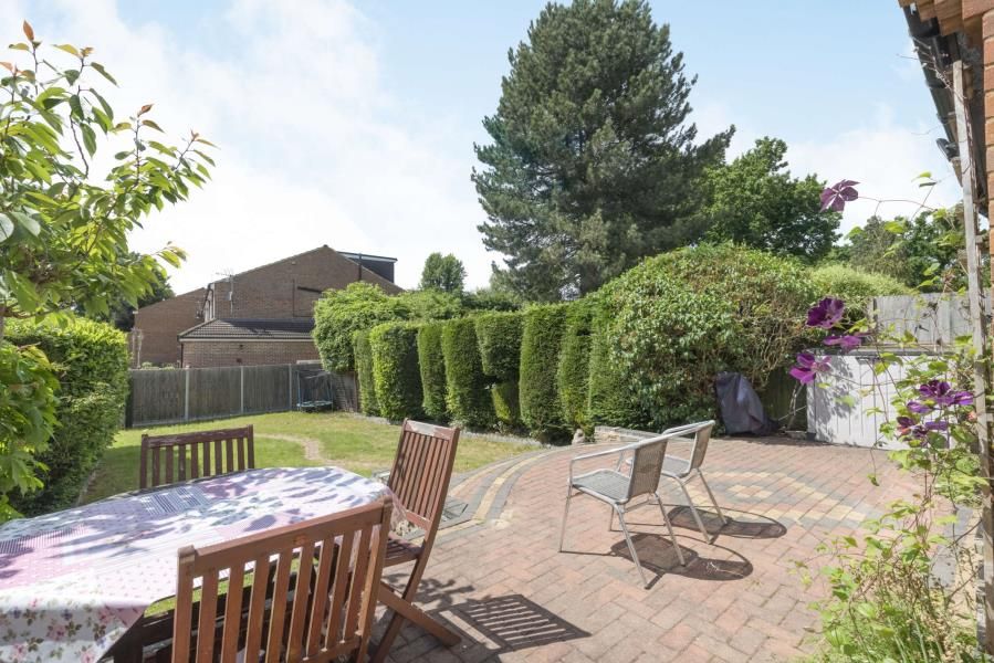 Property photo 2 of 12