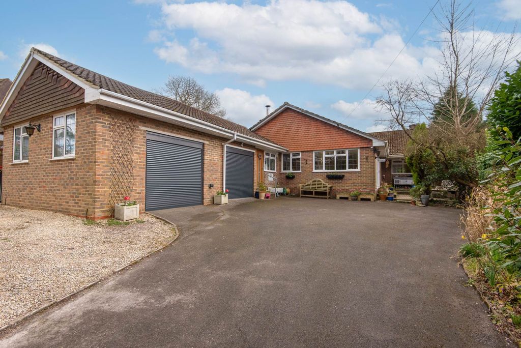 Property photo 1 of 23