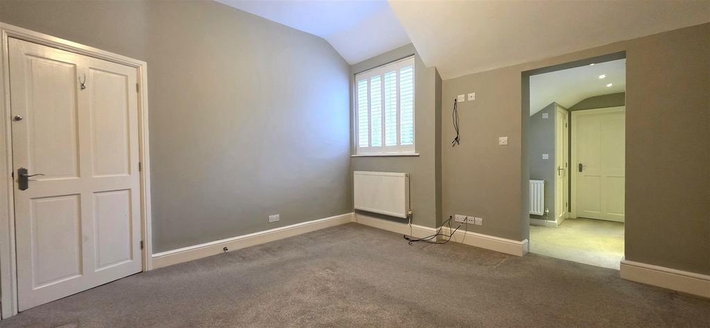 Additional image 9 of 4 bed property to rentVictoria Road, Kington HR5
