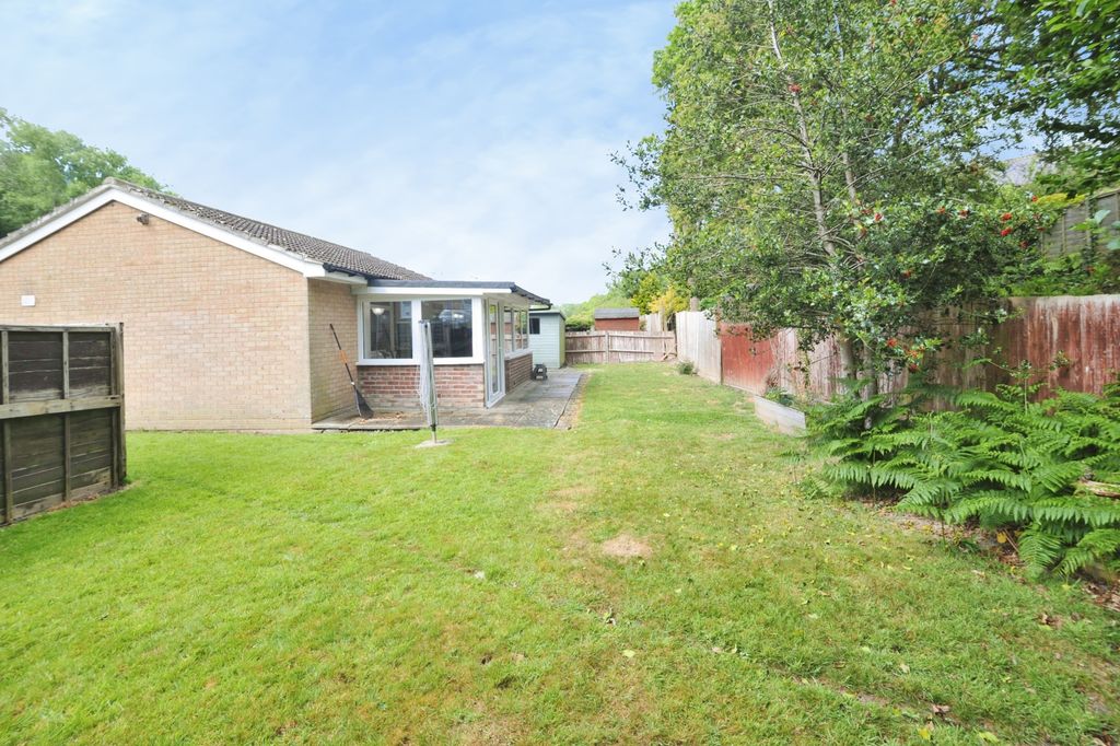 Property photo 2 of 20
