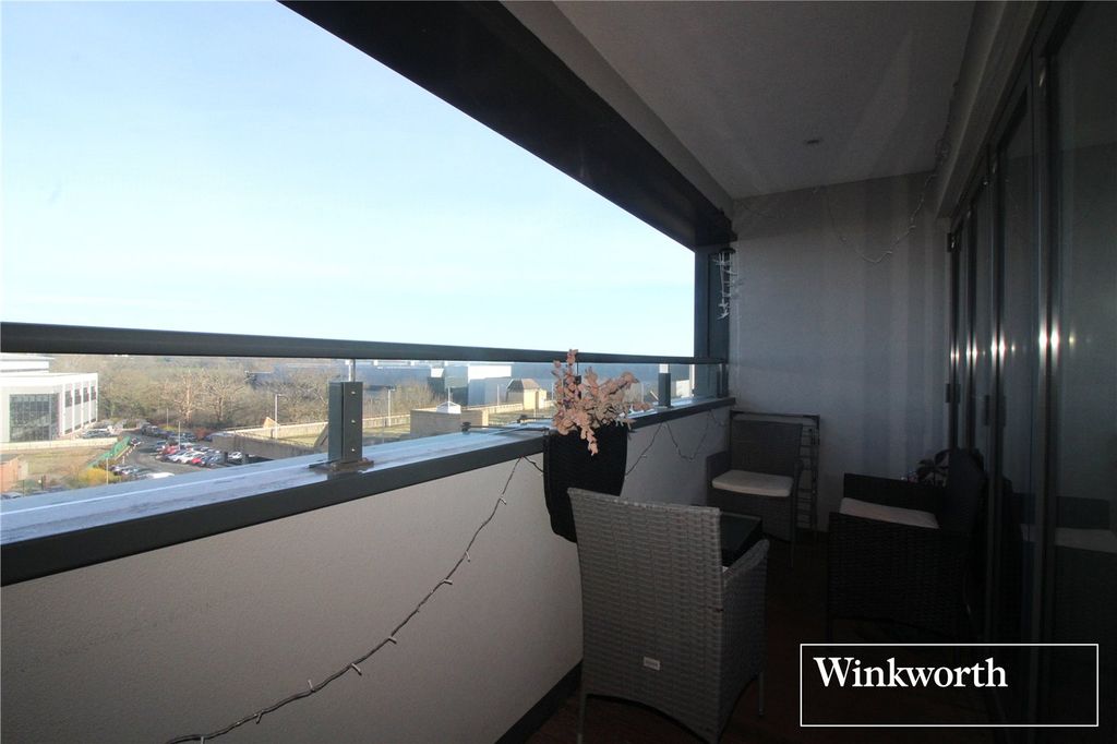 Property photo 2 of 14 Picture No. 08