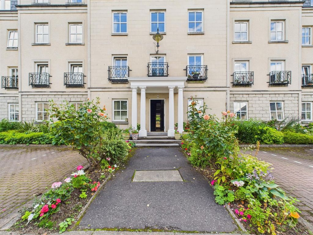 Property photo 2 of 19 Cam01486G0-Pr0784-Still016.Jpg