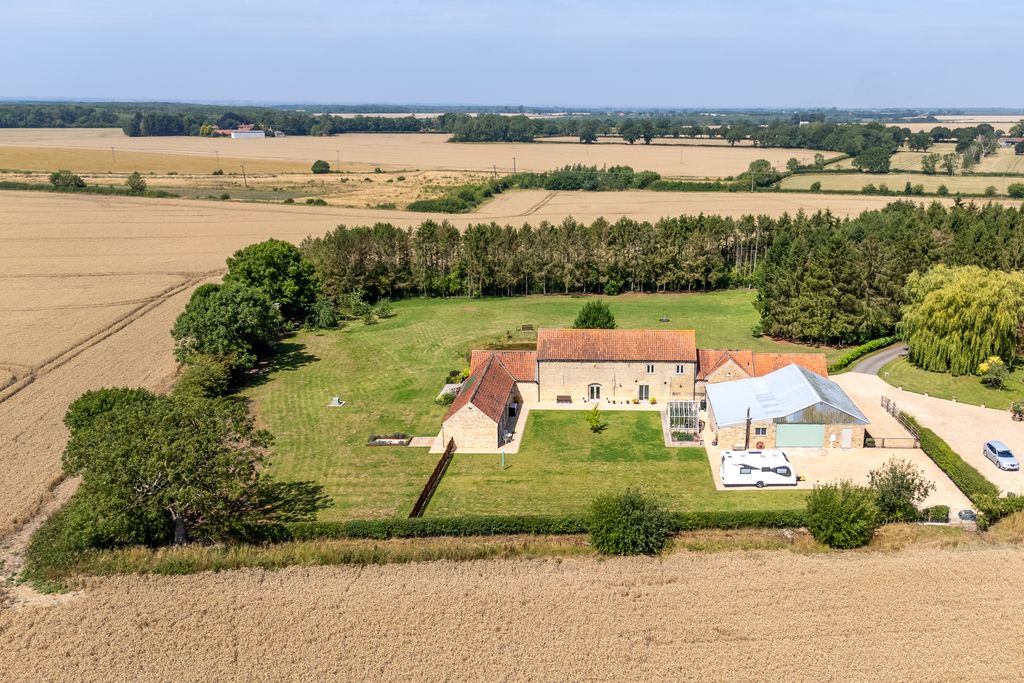 Property photo 1 of 41 33