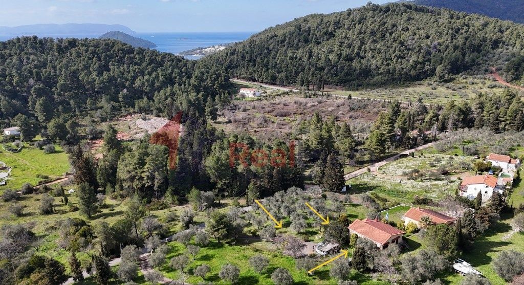 Property photo 1 of 28