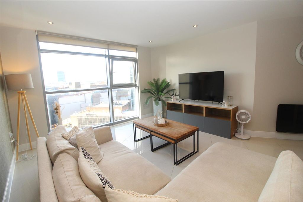 Property photo 2 of 28 Img_2067.Jpg