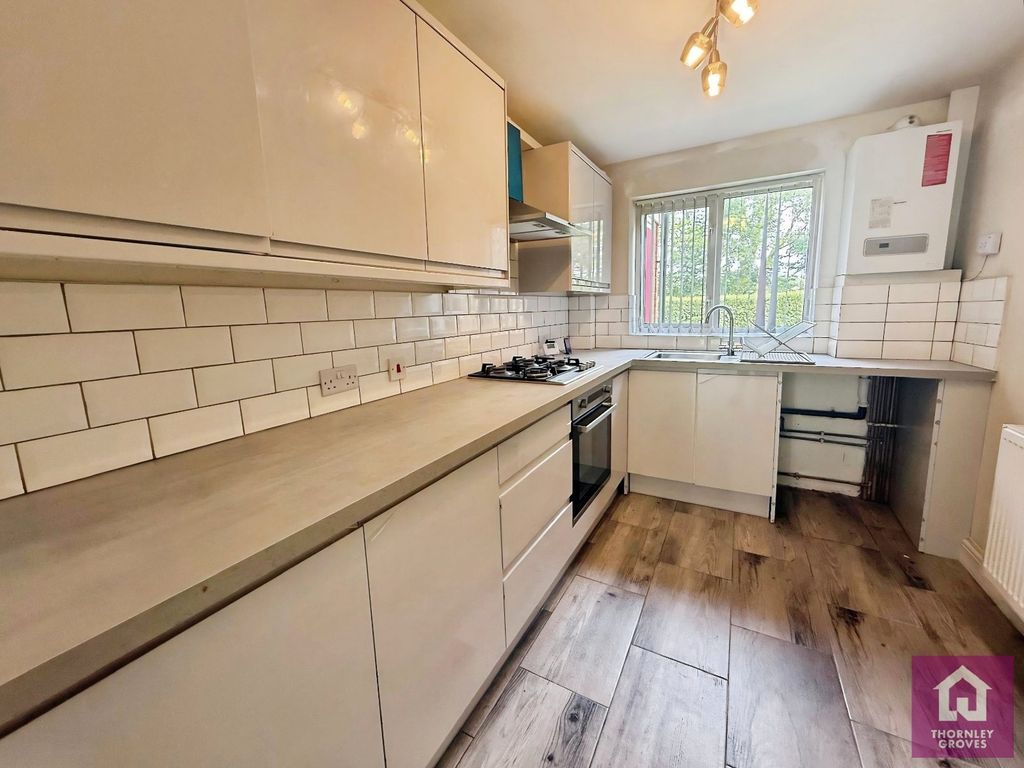 Property photo 2 of 15 Picture No. 05