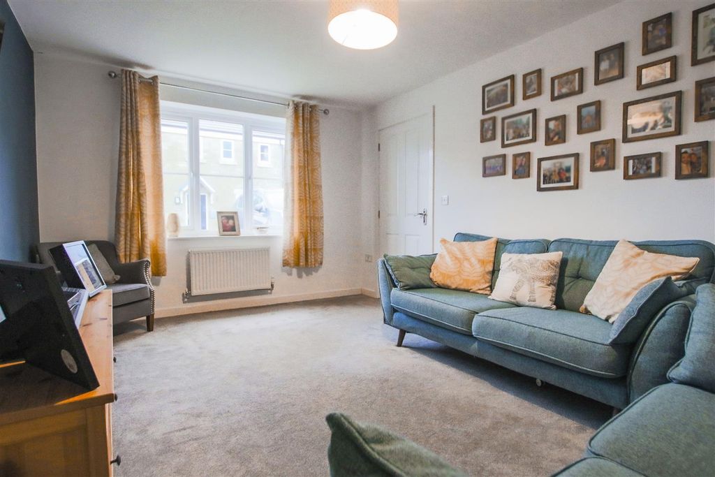 Property photo 3 of 30 Byf9Xu37New5Iiunzgymxg.Jpg