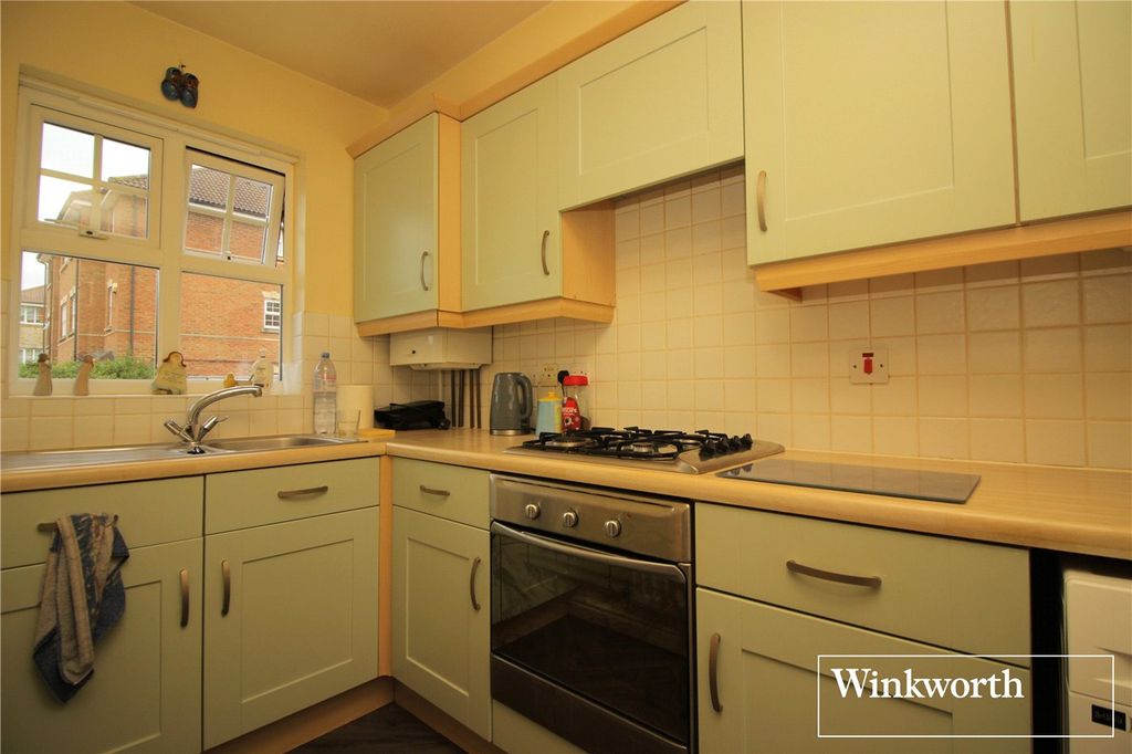 Property photo 2 of 12 Picture No. 11