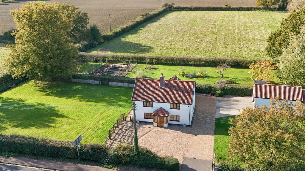 Property photo 2 of 21 Drone