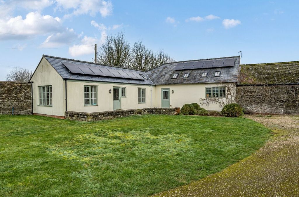 Property photo 1 of 11 14040391697B4Eec43106