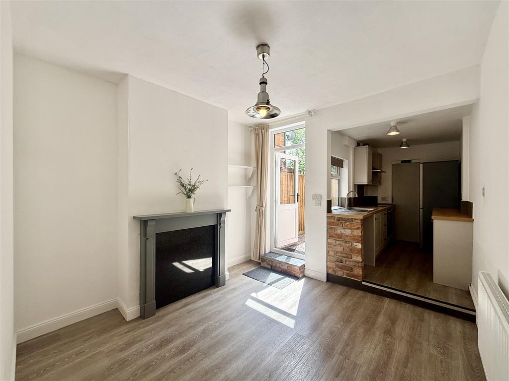 Property photo 2 of 23 2