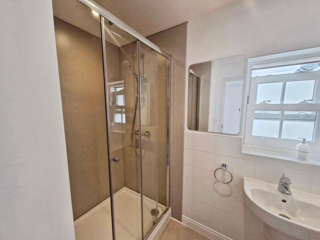 Property photo 3 of 7 Shower Room