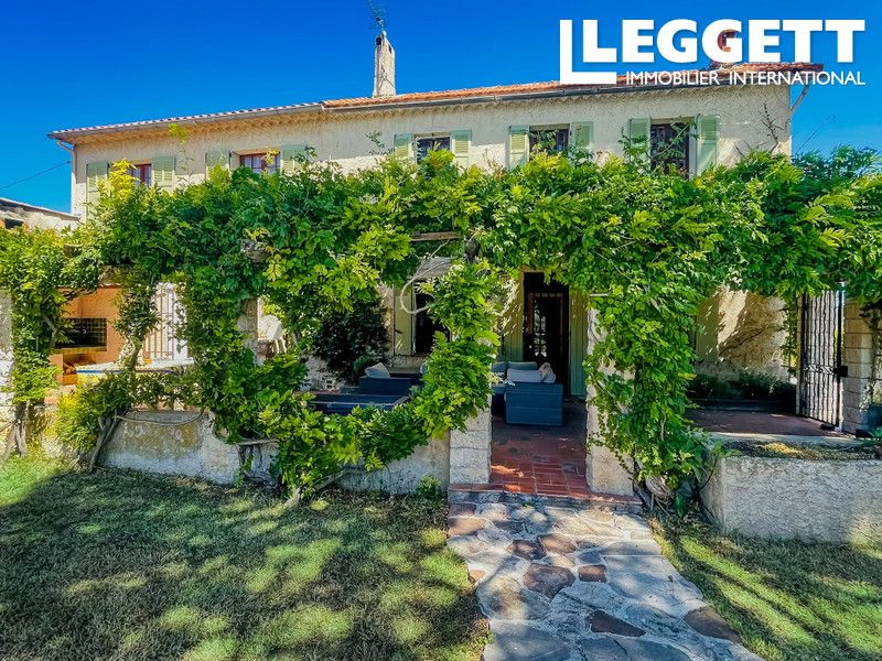 Property photo 1 of 10