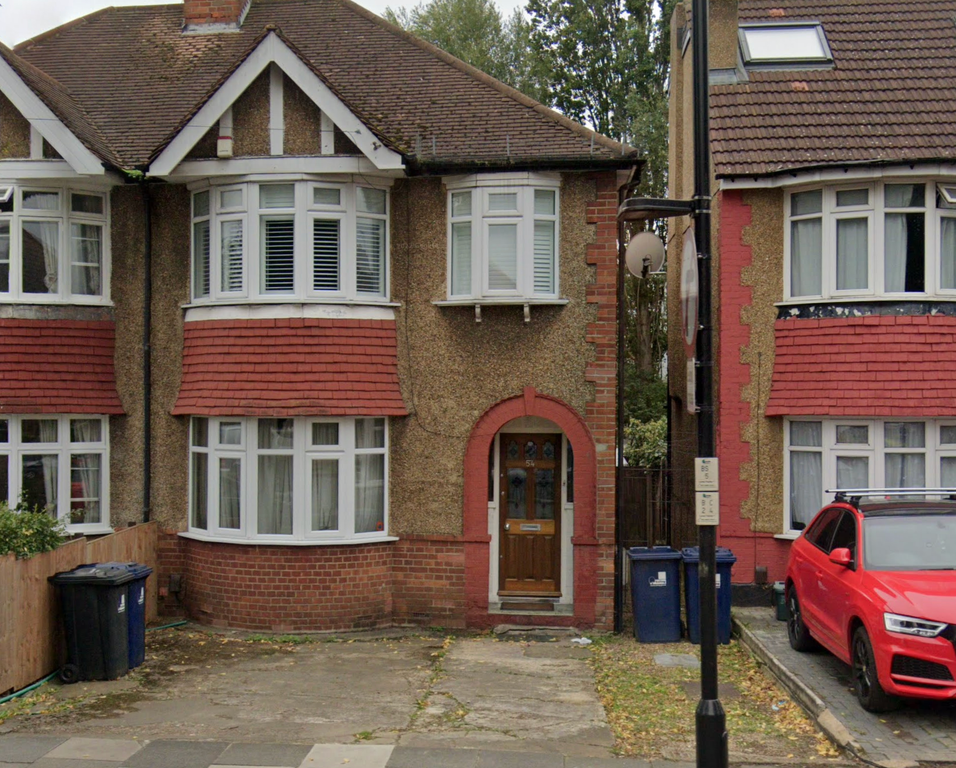 Property photo 1 of 2