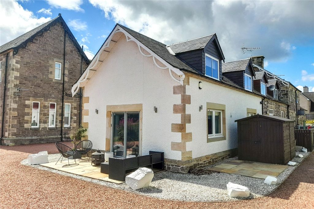 Property photo 1 of 23 External