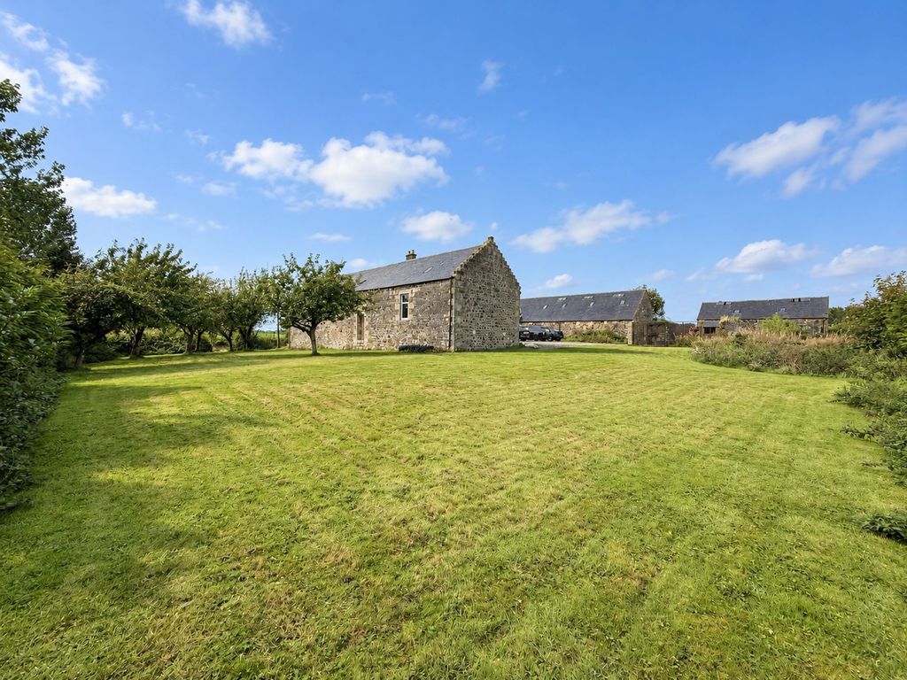 Property photo 3 of 34
