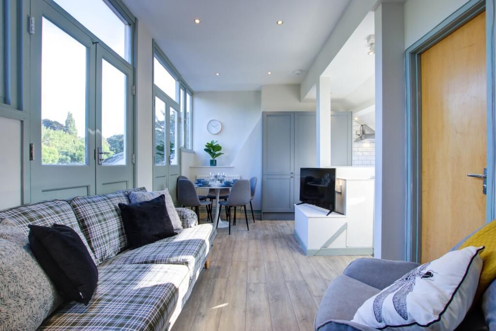 Property photo 1 of 16 71566_10325089_Img_00_0000.Jpeg