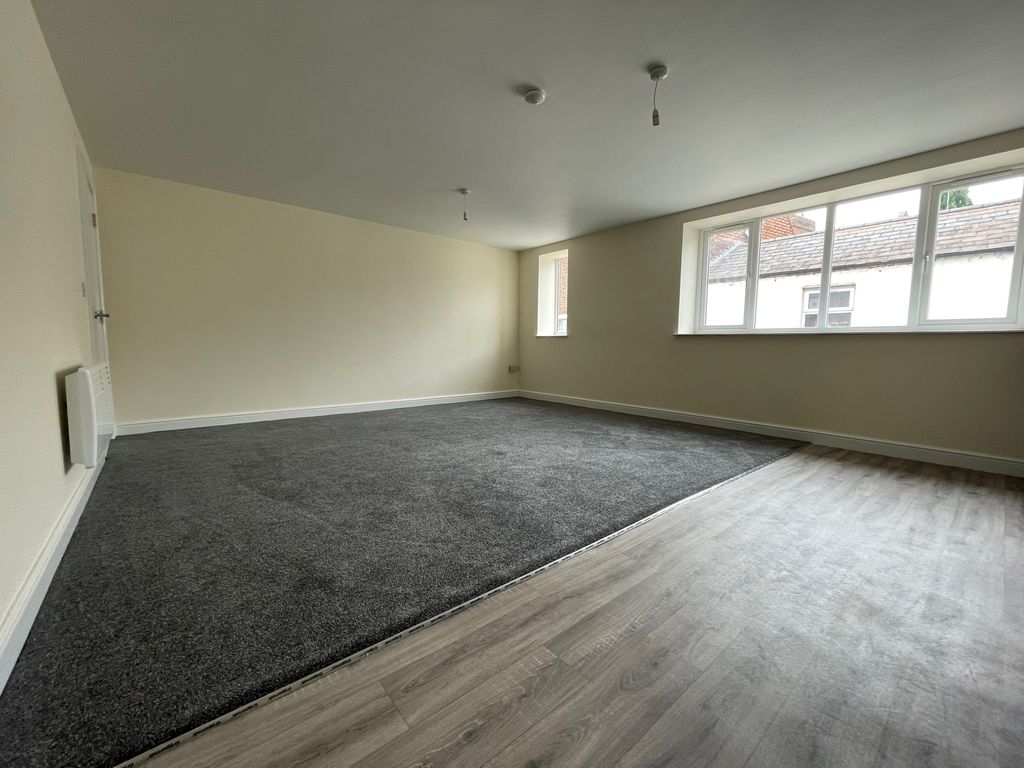 Property photo 1 of 7 View