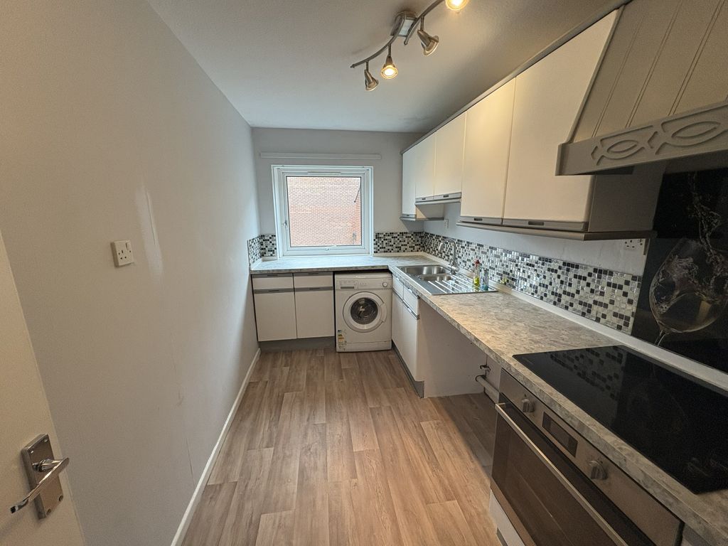 Property photo 2 of 13 11