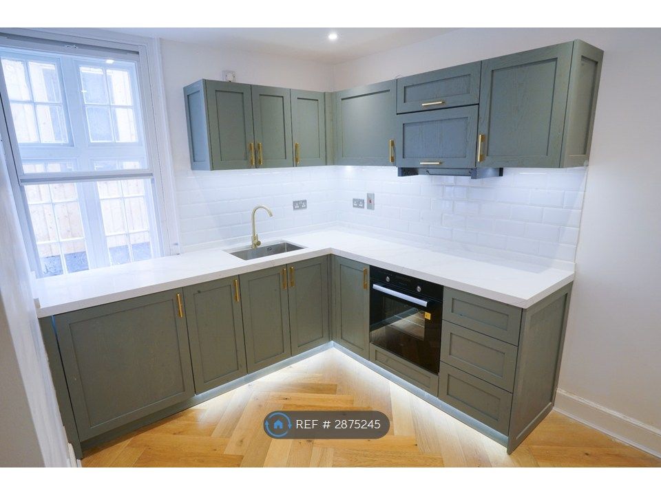 Property photo 1 of 18 Kitchen