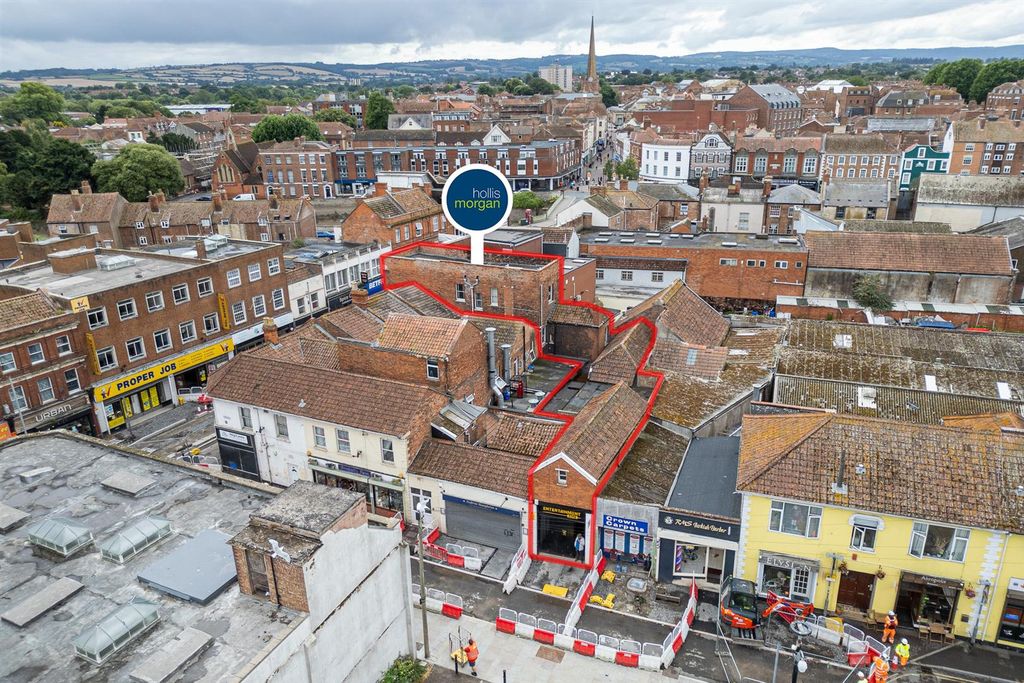 Property photo 1 of 40 15 Eastover, Bridgwater, Somerset Ta6 5Ag | Freeho