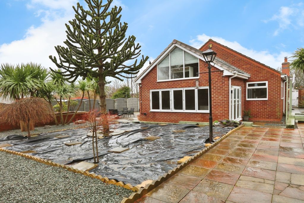 Property photo 1 of 25 3711953