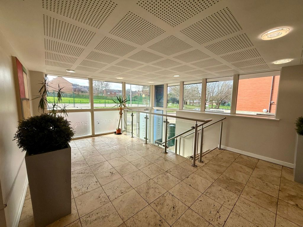 Property photo 2 of 6 Gallery