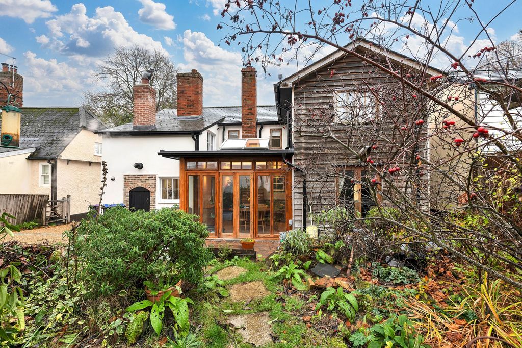 Property photo 2 of 21