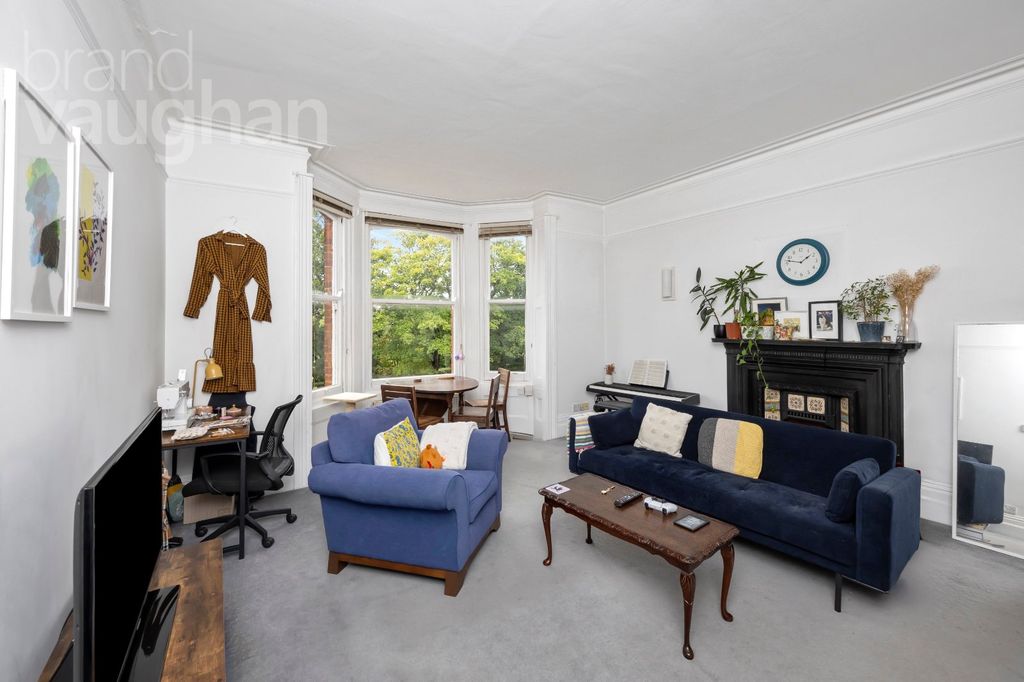 Property photo 2 of 17 Picture No. 05