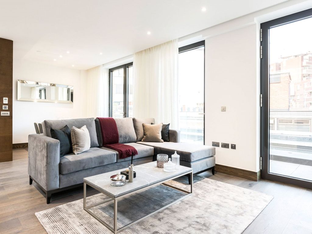 Property photo 1 of 24 Hanway Street