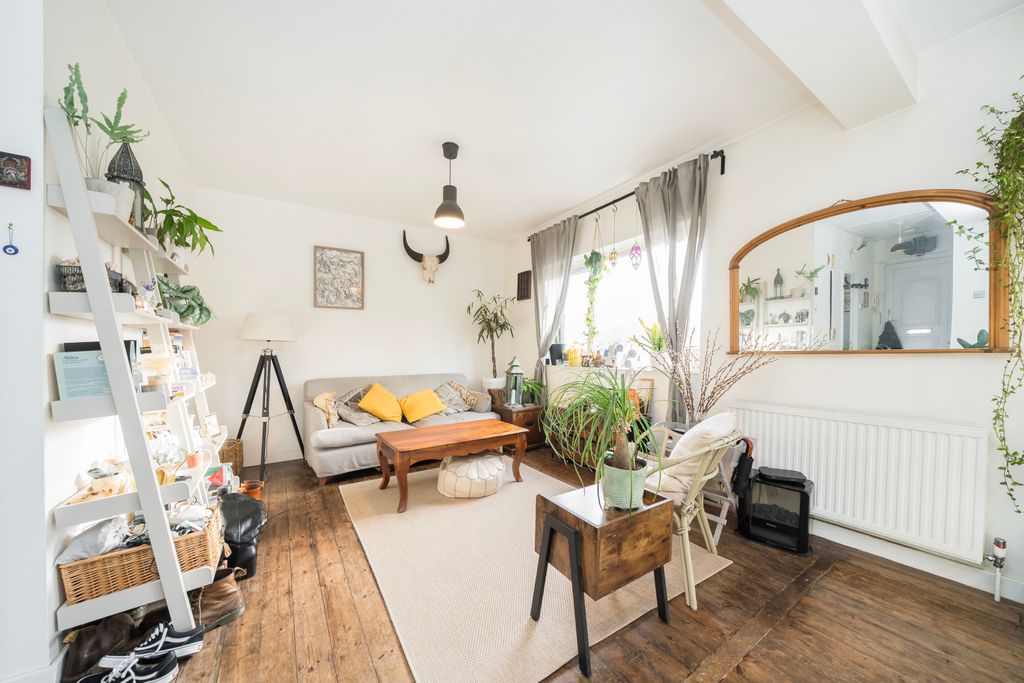 Property photo 1 of 8 Picture No. 01