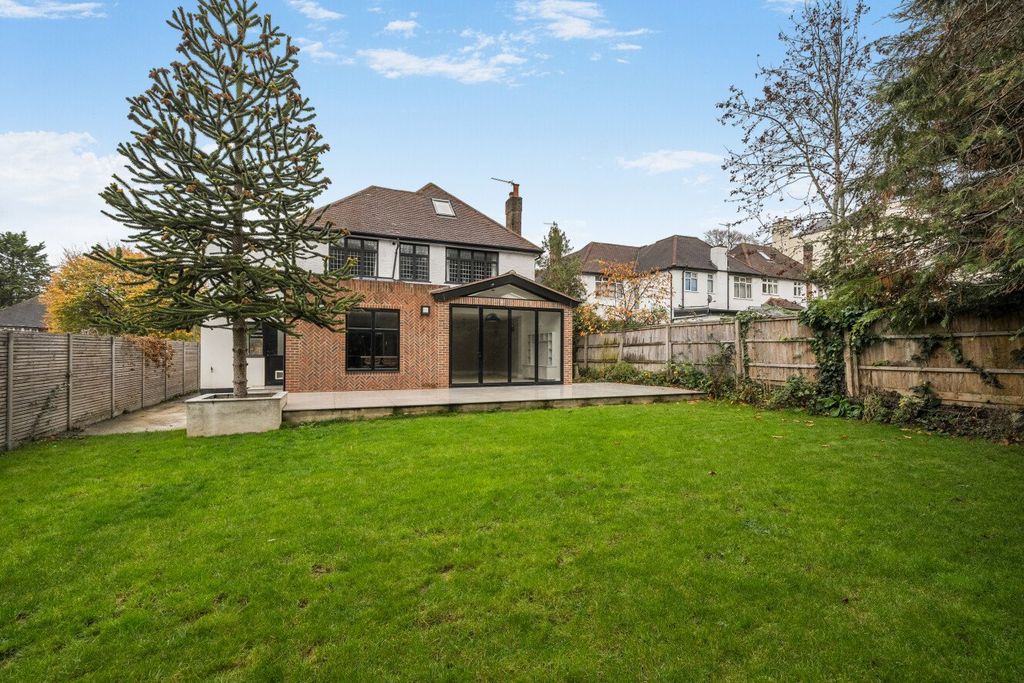 Property photo 2 of 20 Picture No. 07